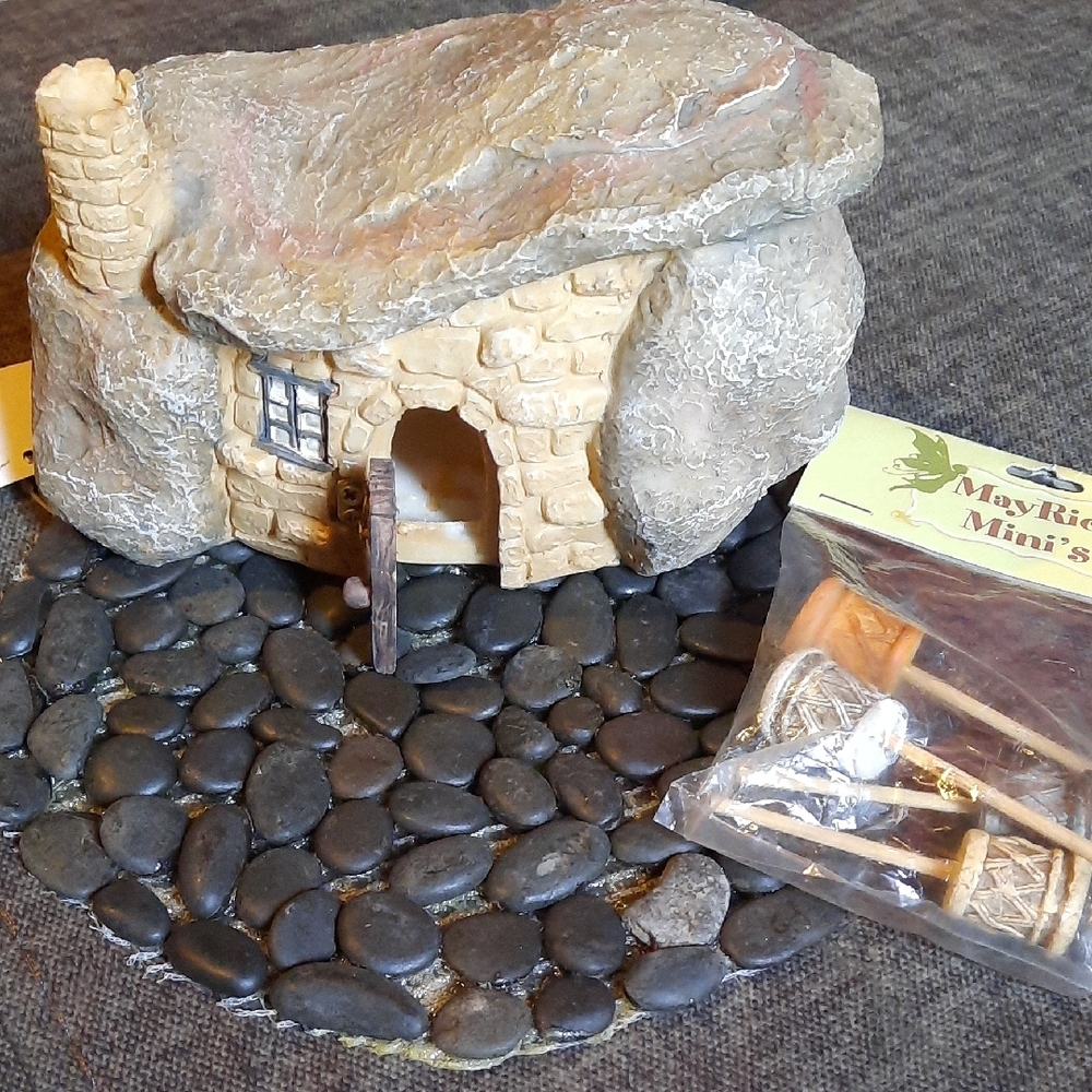 Fairy Garden Gnome House Mini Planters Stone Path Whimsical Indoor Outdoor NWT